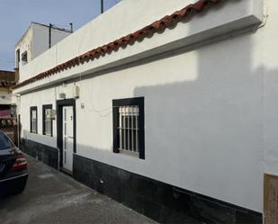 Exterior view of Planta baja for sale in Chiclana de la Frontera  with Air Conditioner and Terrace