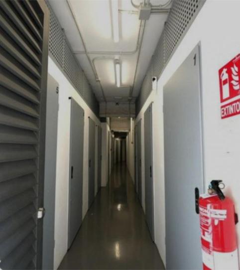 Traster de lloguer a Calle Nicolás Salmerón, 39, Parque Victoria Eugenia, Málaga - imatge 2 Foto 2 de Traster de lloguer a Calle Nicolás Salmerón, 39, Parque Victoria Eugenia, Málaga