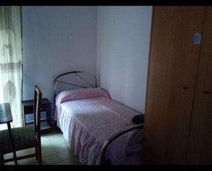 Bedroom of Flat to share in Cáceres Capital  with Terrace, Furnished and Oven