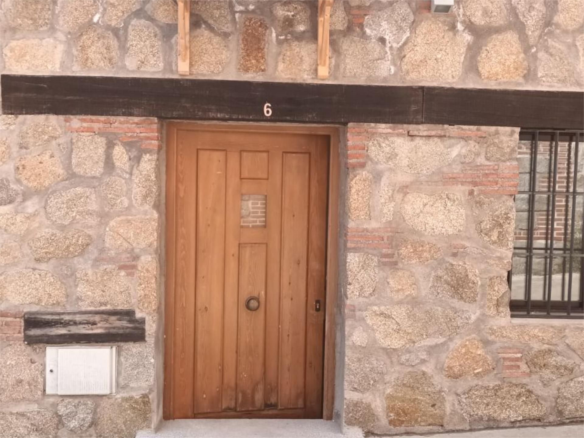 Pis en venda en Burgohondo