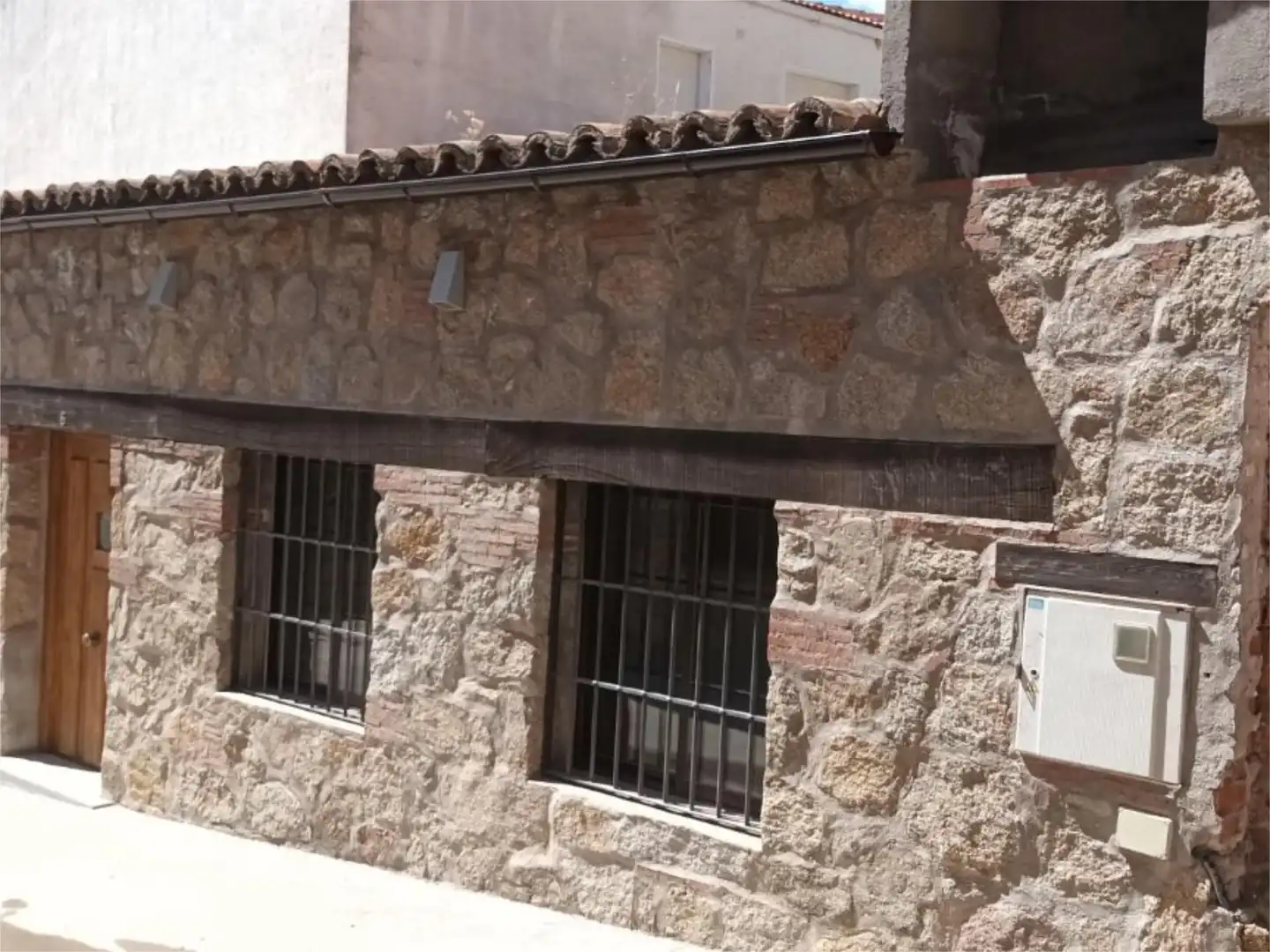 Vista exterior de Pis en venda en Burgohondo
