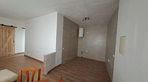 Flat for sale in Calle Dalí, 7, Burgohondo, Ávila - image 4 Photo 4 of Flat for sale in Calle Dalí, 7, Burgohondo, Ávila