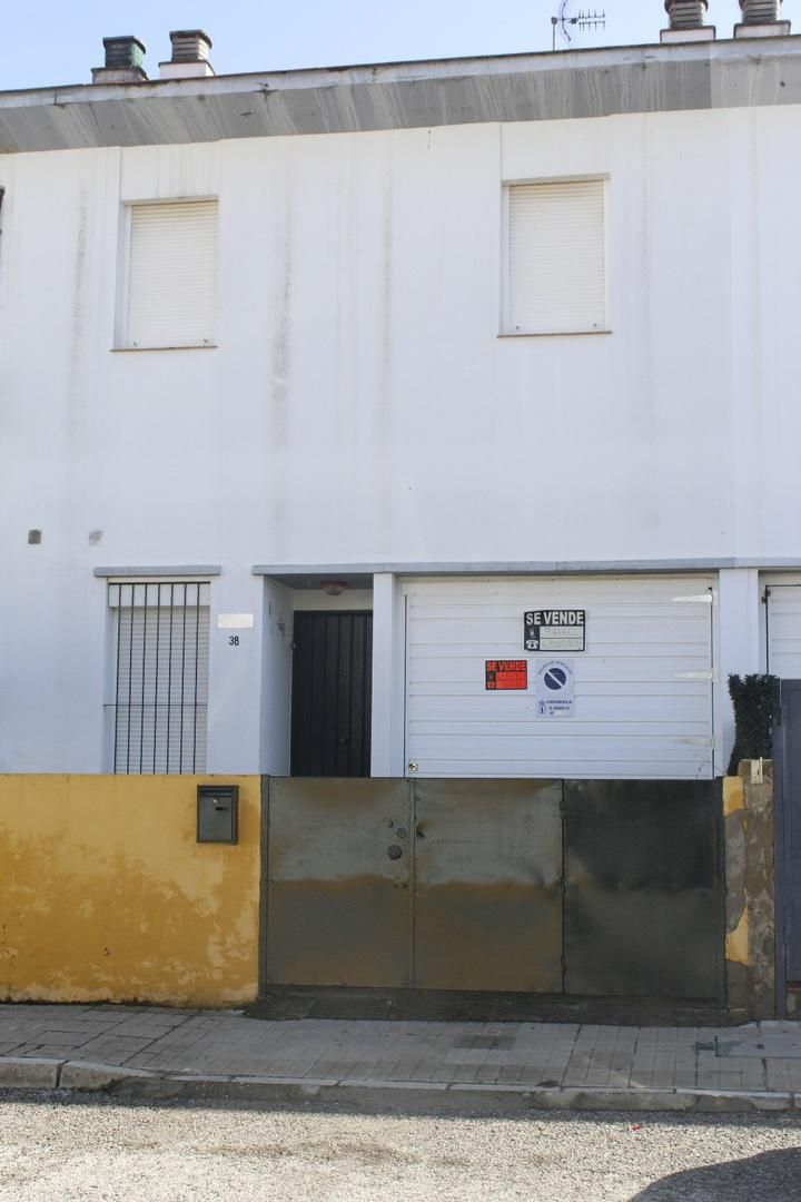 Exterior view of Flat for sale in El Ronquillo  with Air Conditioner, Heating and Terrace