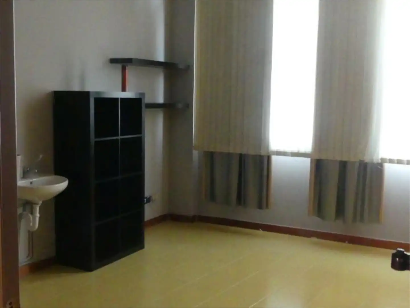 Schlafzimmer von Büro zur Miete in Bilbao 