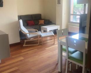 Living room of Flat for sale in Burgos Capital  with Heating, Parquet flooring and Storage room