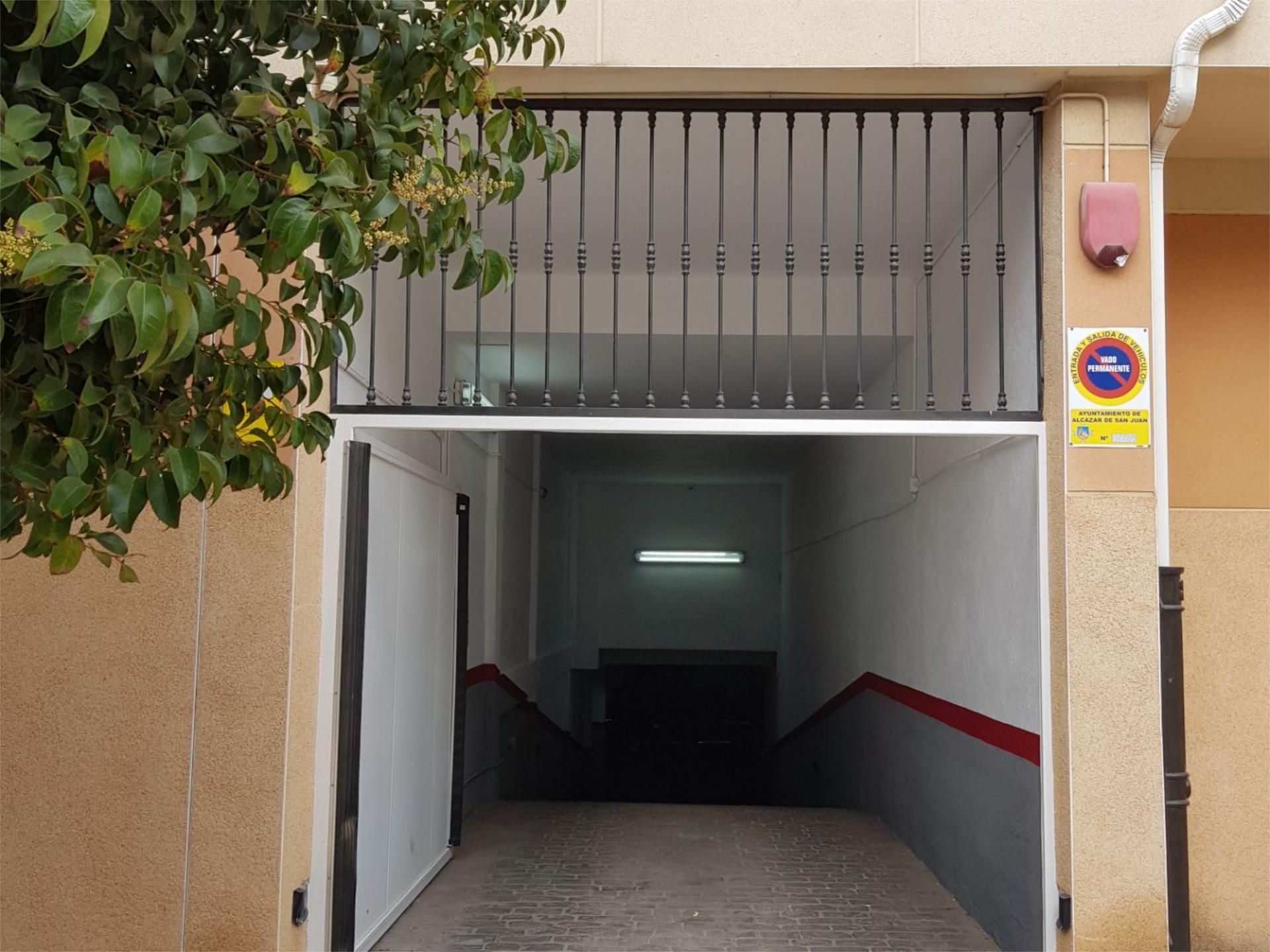 Garage for sale in Alcázar de San Juan