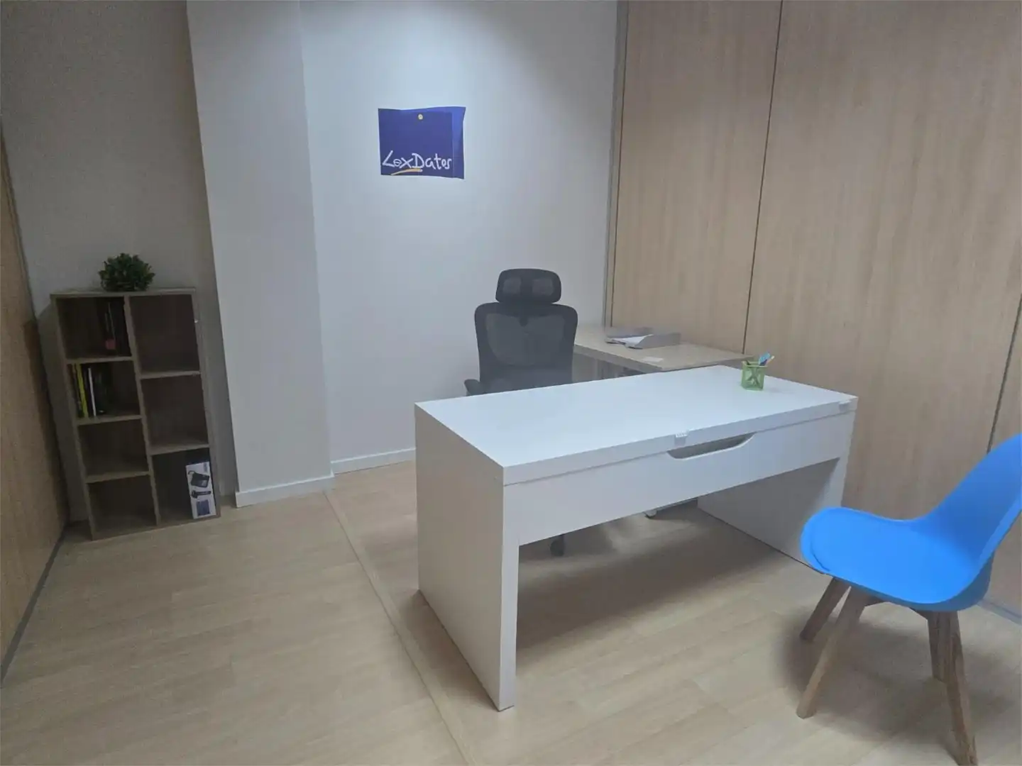 Büro zur Miete in Calle Sanlúcar la Mayor, 1, Umbrete Büro zur Miete in Umbrete