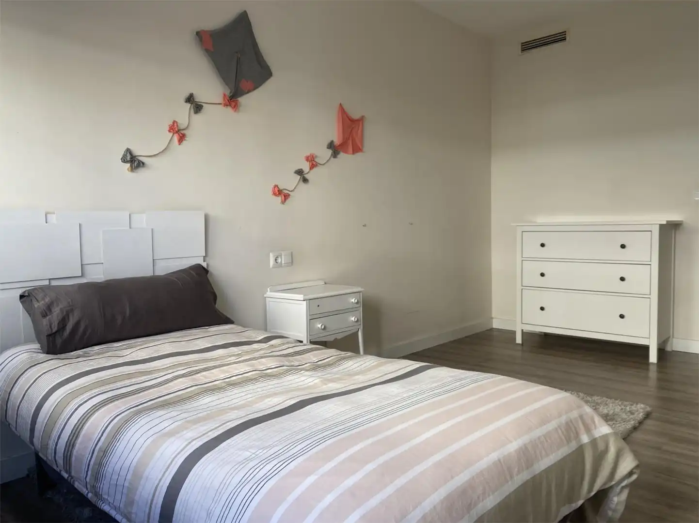 Bedroom of Flat for sale in Corbera  with Air Conditioner, Heating and Parquet flooring