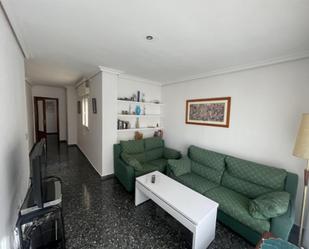 Living room of Flat to rent in  Albacete Capital  with Air Conditioner and Balcony