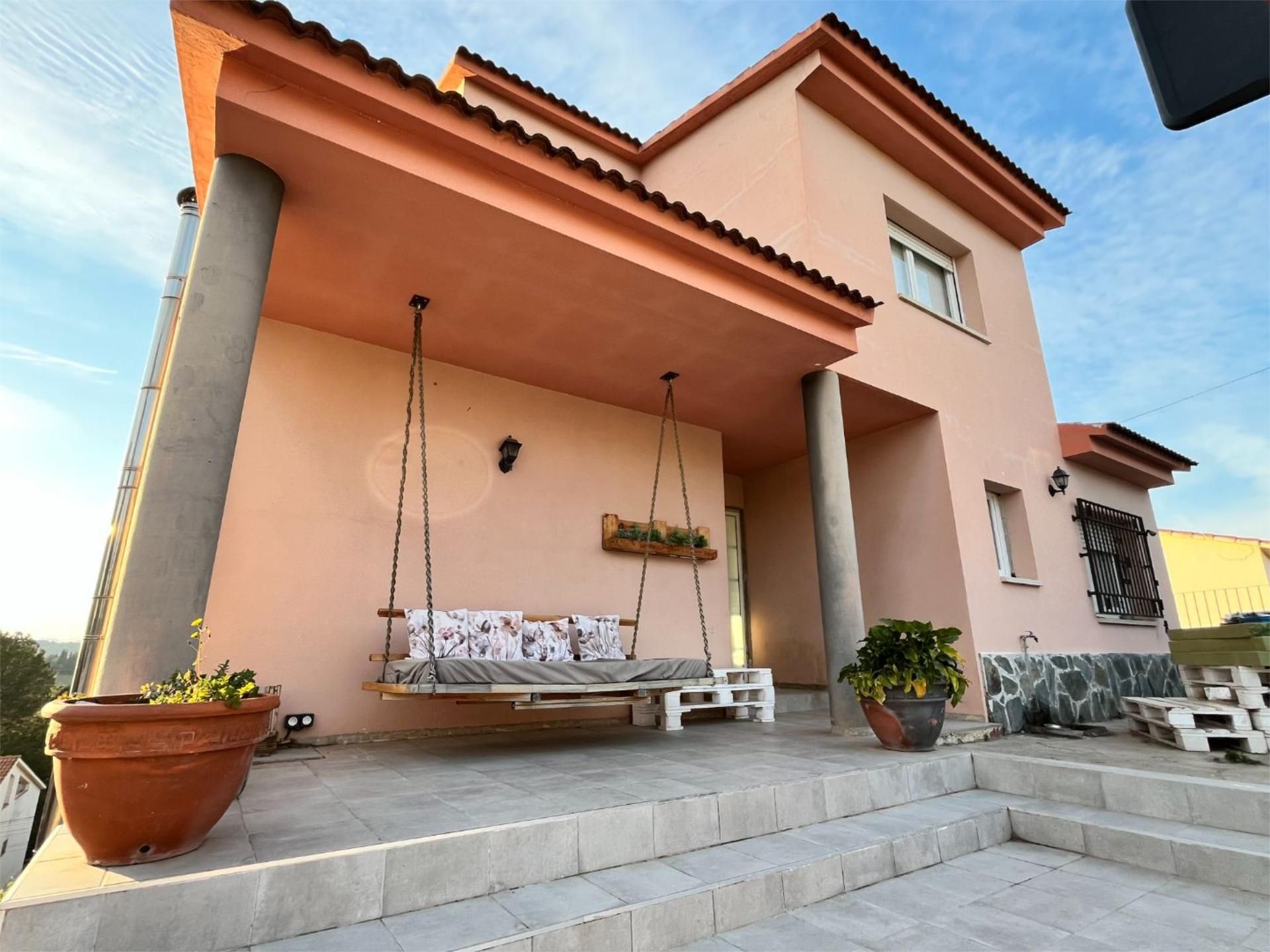 Exterior view of Flat for sale in Esparreguera  with Air Conditioner, Terrace and Swimming Pool