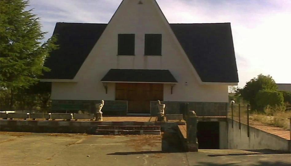 Foto 1 de Casa o chalet en venta en Calle Cementerio Viejo, 11, Serrada, Valladolid