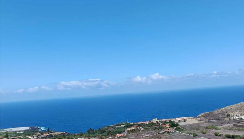 Constructible Land for sale in Avenida 25 de Abril, 35, Icod de los Vinos pueblo, Santa Cruz de Tenerife - image 1 Photo 1 of Constructible Land for sale in Avenida 25 de Abril, 35, Icod de los Vinos pueblo, Santa Cruz de Tenerife