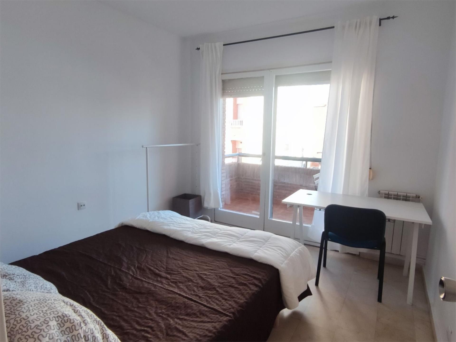 Attic to share in Carrer de Sant Fructuós, 76, La Font de la Guatlla