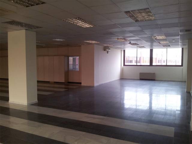 Oficina en Alquiler en Calle Balbino Marrón, 8 en La Buhaira