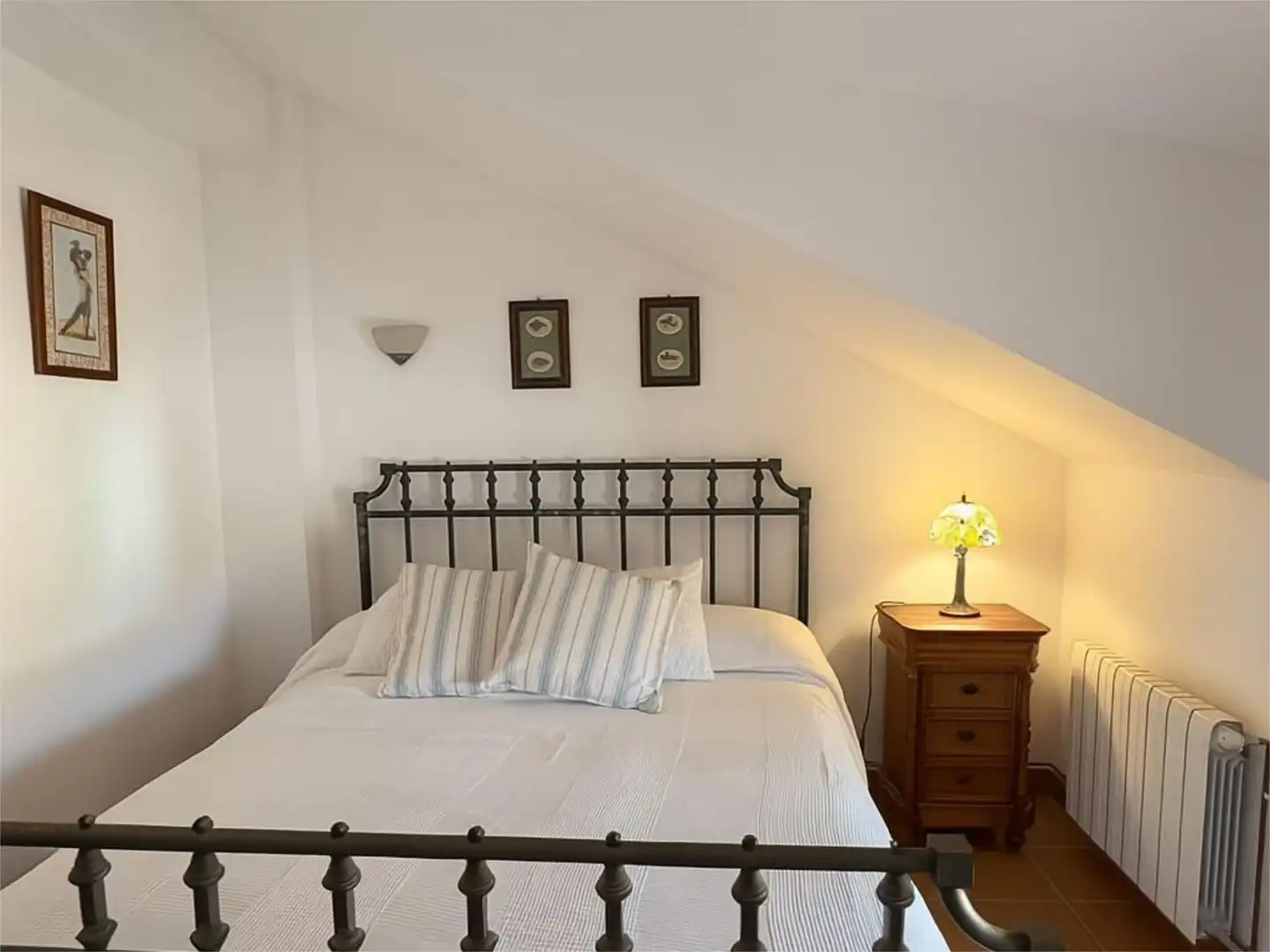 Habitación de Casa o chalet en venta en Corral-Rubio con Calefacción, Jardín privado y Terraza