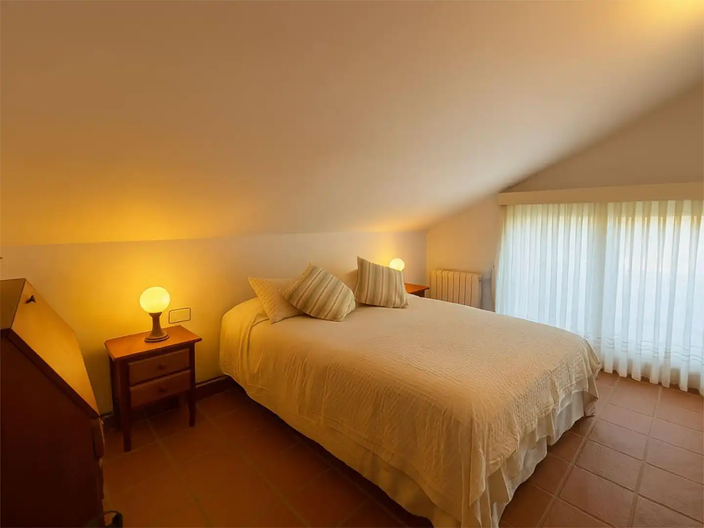 Habitación de Casa o chalet en venta en Corral-Rubio con Calefacción, Jardín privado y Terraza