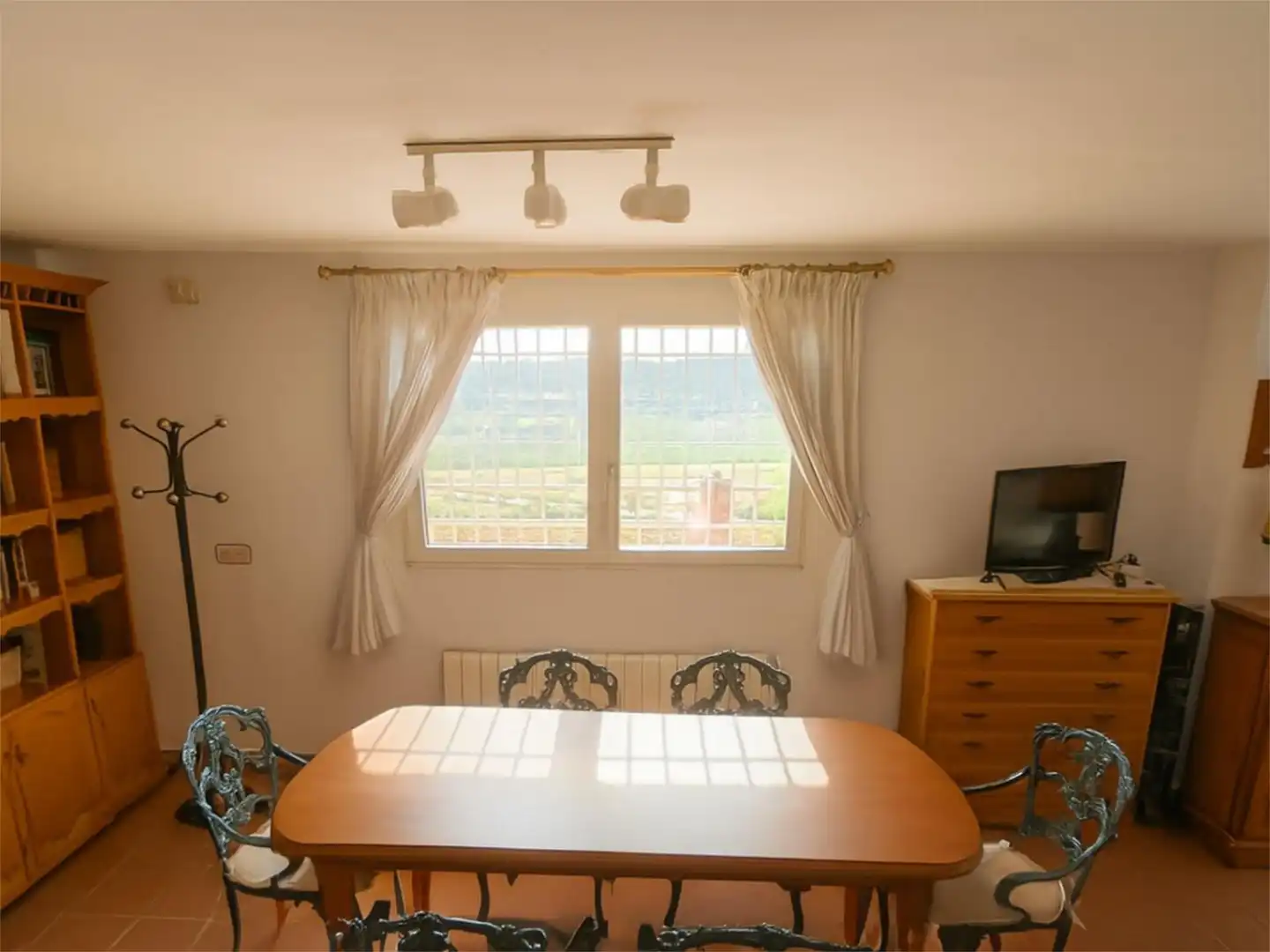 Comedor de Casa o chalet en venta en Corral-Rubio con Calefacción, Jardín privado y Terraza