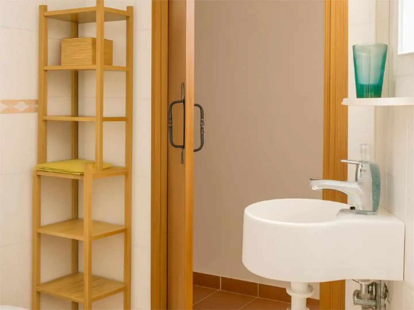 Baño de Casa o chalet en venta en Corral-Rubio con Calefacción, Jardín privado y Terraza