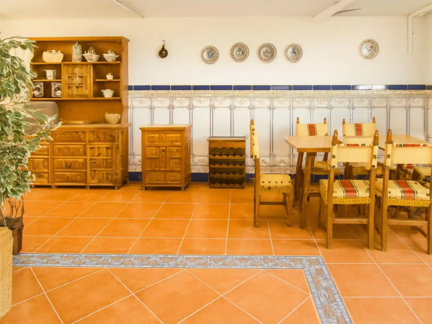 Comedor de Casa o chalet en venta en Corral-Rubio con Calefacción, Jardín privado y Terraza