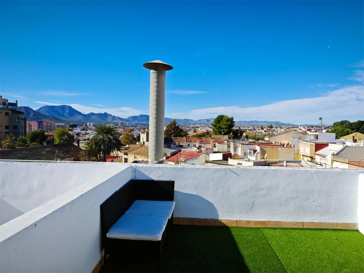 Room in Calle San Esteban, 4, Casco Antiguo Terrace of Flat for share in Cartagena with Air Conditioner, Heating and Terrace