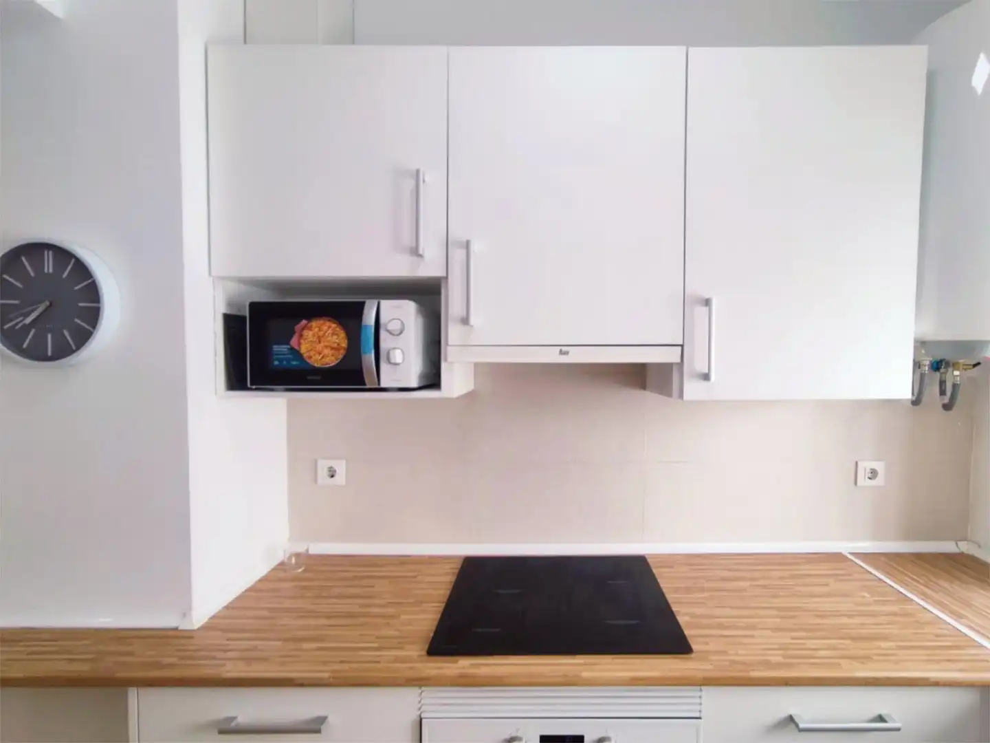 Room in Calle San Esteban, 4, Casco Antiguo Kitchen of Flat for share in Cartagena with Air Conditioner, Heating and Terrace