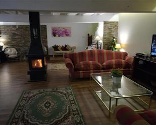 Living room of Single-family semi-detached to rent in Alfoz de Lloredo  with Heating, Private garden and Parquet flooring