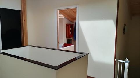 Foto 3 de Casa adosada de alquiler en Barrio Fresnedo, 6, Alfoz de Lloredo, Cantabria