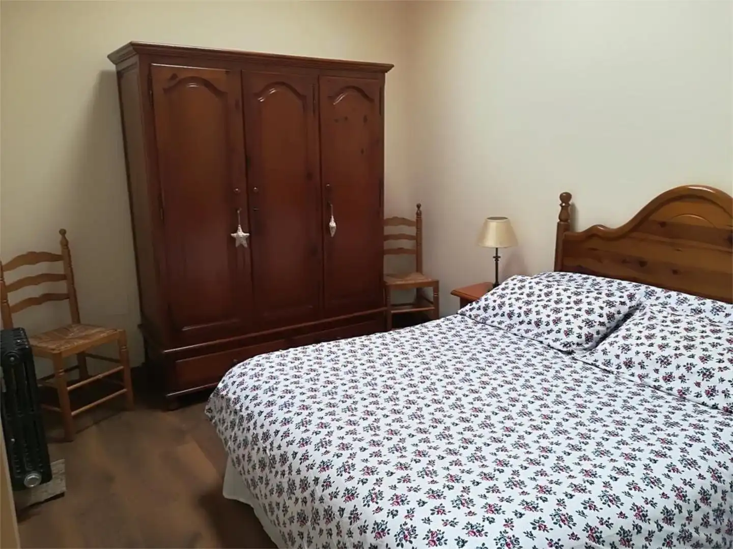 Bedroom of Detached homes for rent in Alfoz de Lloredo  with Heating, Private garden and Parquet flooring