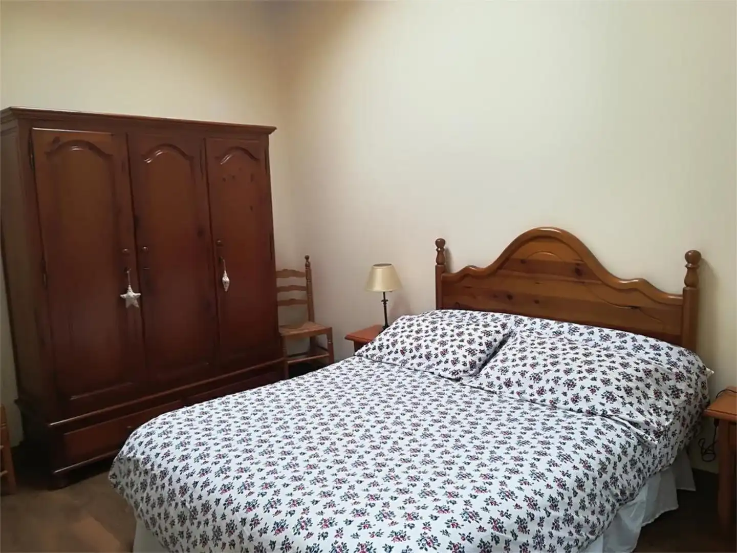Bedroom of Detached homes for rent in Alfoz de Lloredo  with Heating, Private garden and Parquet flooring