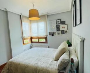 Bedroom of Flat for sale in Oviedo   with Terrace and Balcony