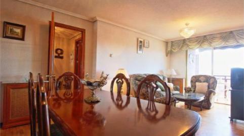 Foto 4 de Pis de lloguer a Calle de Sangenjo, 39, La Paz, Madrid