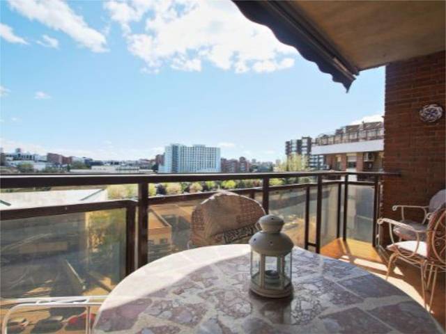 Piso en Alquiler en Calle de Sangenjo, 39 en La Paz