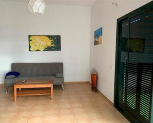 Flat to rent in San Bartolomé de Tirajana  with Terrace, Swimming Pool and Furnished