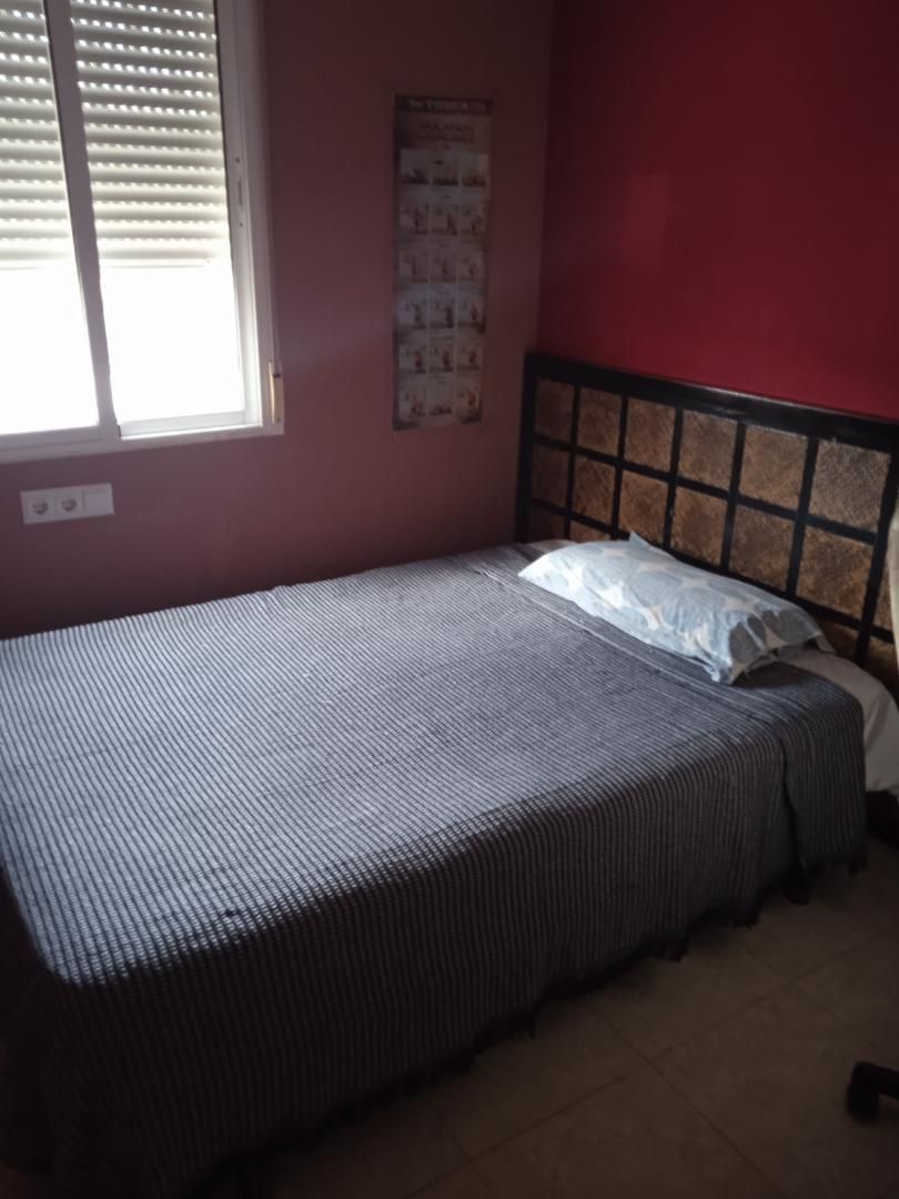 Single-family semi-detached to share in Calle los Alamos, 16, Mollina