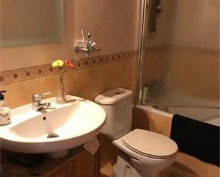 Bathroom of Flat to rent in Benalmádena  with Heating, Private garden and Terrace