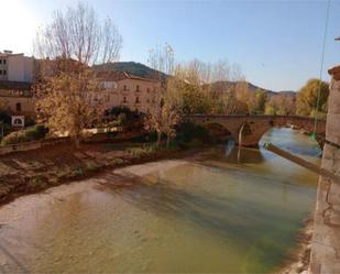 Vista exterior de Pis en venda en La Fresneda amb Calefacció, Terrassa i Traster