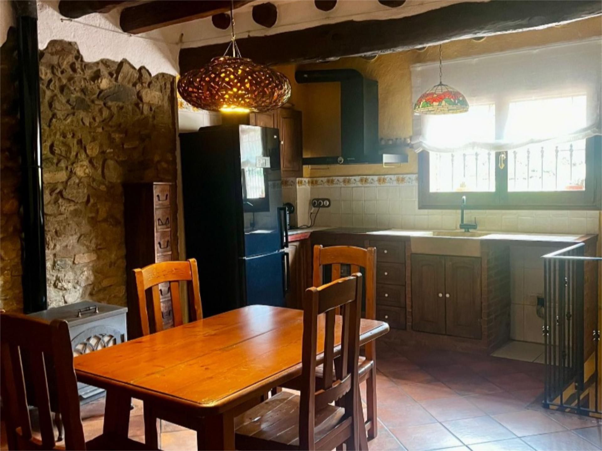Kitchen of Flat for sale in Falset  with Parquet flooring and Oven