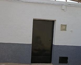 Exterior view of Single-family semi-detached for sale in Navahermosa