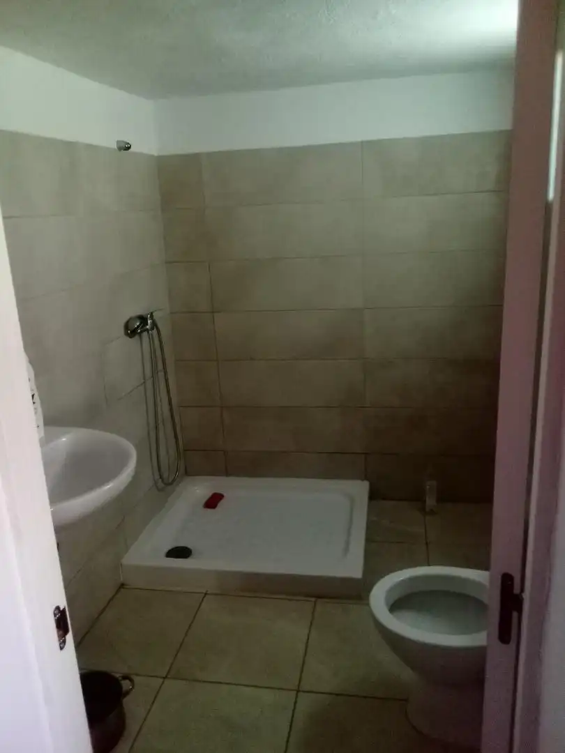 Baño de Piso en venta en El Tanque con Terraza, Trastero y Amueblado