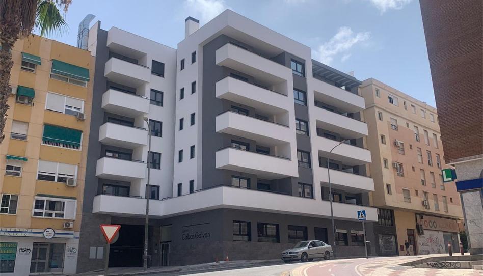 Foto 1 de Pis en venda a Calle Cabas Galván, 4, Parque Victoria Eugenia, Málaga