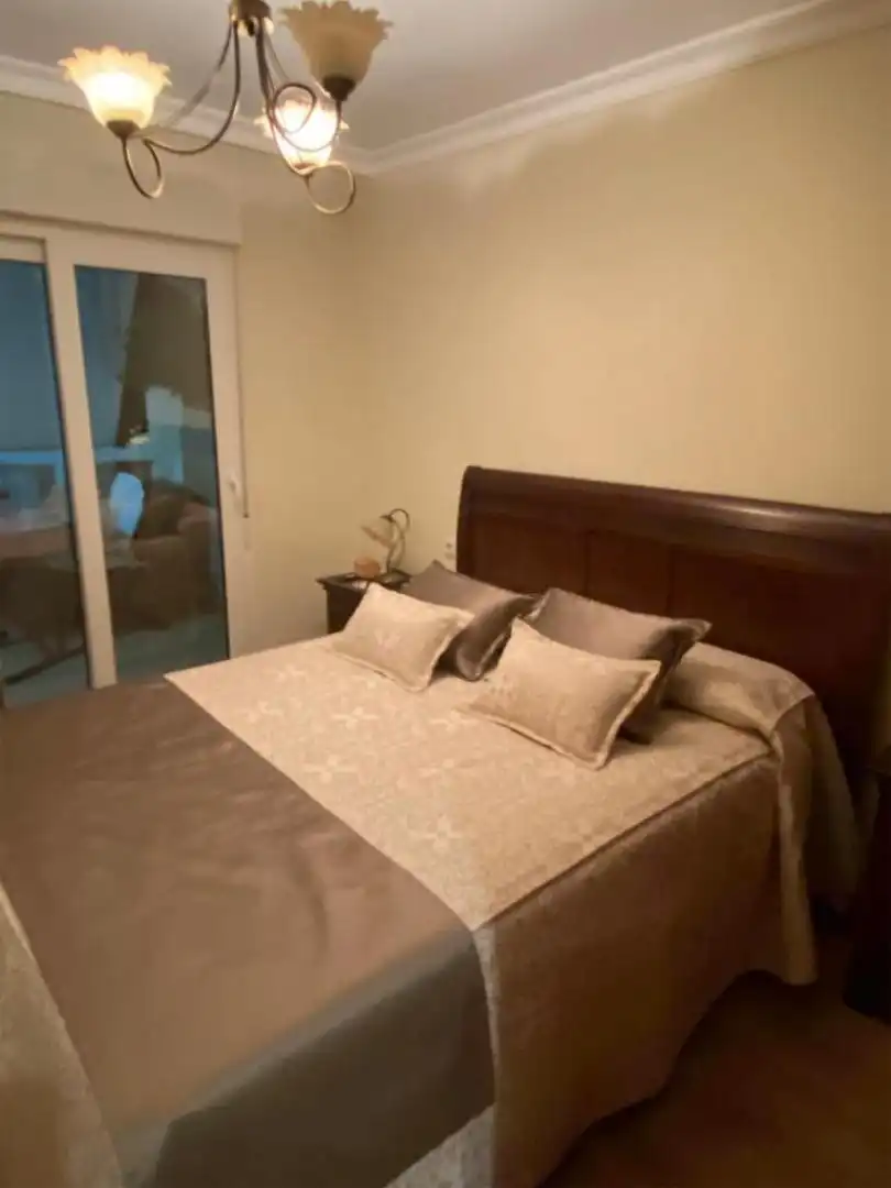 Schlafzimmer von Wohnung zur Miete in Málaga mit Klimaanlage, Heizung und Terrasse