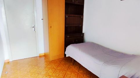 Room in Carrer de Peris Celda, 15, Ciutat Fallera, Valencia Capital - image 4 Photo 4 of Room in Carrer de Peris Celda, 15, Ciutat Fallera, Valencia Capital