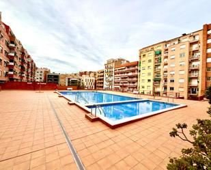 Piscina de Pis en venda en  Barcelona Capital amb Aire condicionat, Calefacció i Parquet