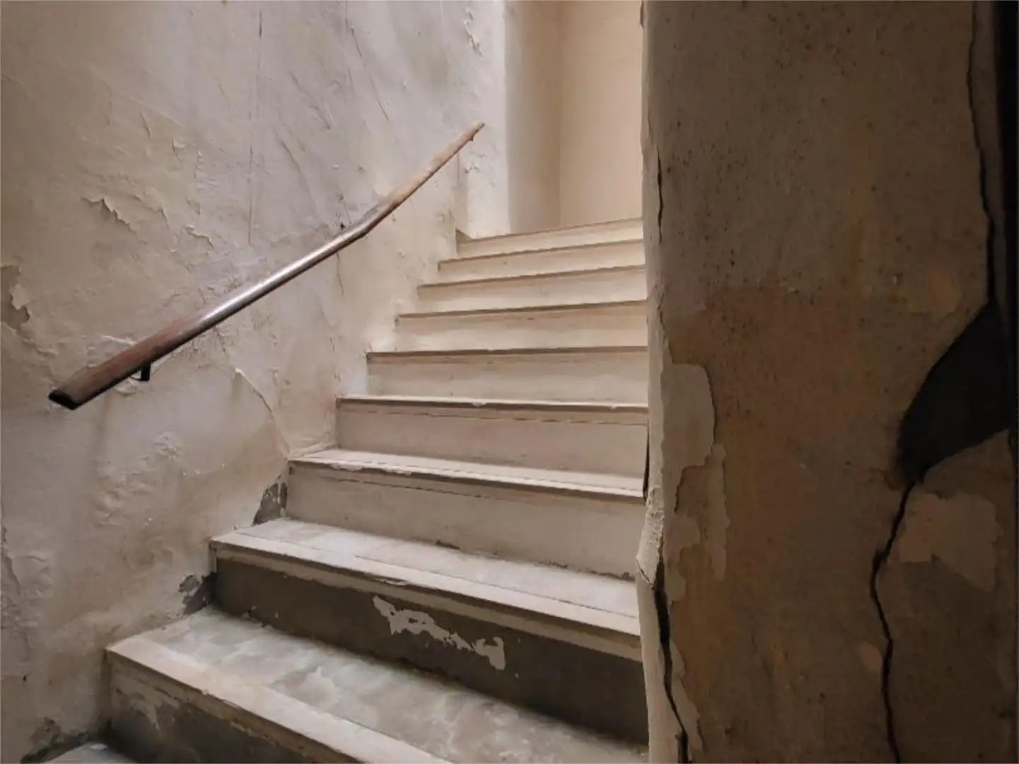 Detached homes for sale in Benabarre  with Private garden, Terrace and Balcony
