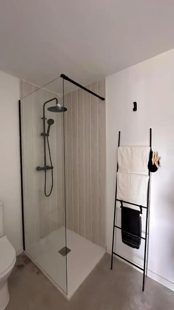Houses for sale in Carrer Unica-castellas, Les Valls d'Aguilar Bathroom of Houses for sale in Les Valls d'Aguilar with Air Conditioner, Private garden and Furnished