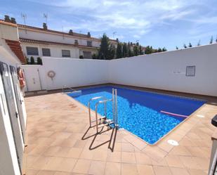 Piscina de Pis en venda en Armilla amb Aire condicionat, Terrassa i Piscina