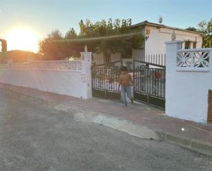 Vista exterior de Casa adosada en venda en Aiguamúrcia amb Terrassa