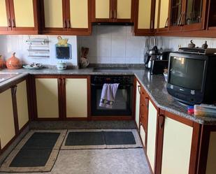 Cuina de Pis en venda en Guitiriz amb Calefacció, Parquet i Traster