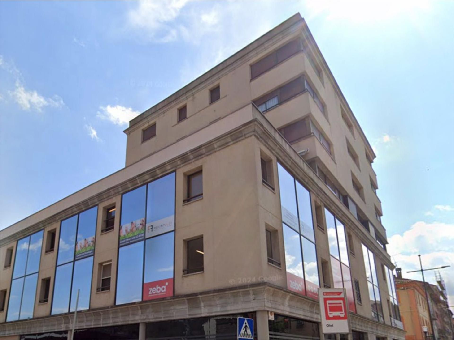 Vista exterior de Oficina de lloguer en Olot