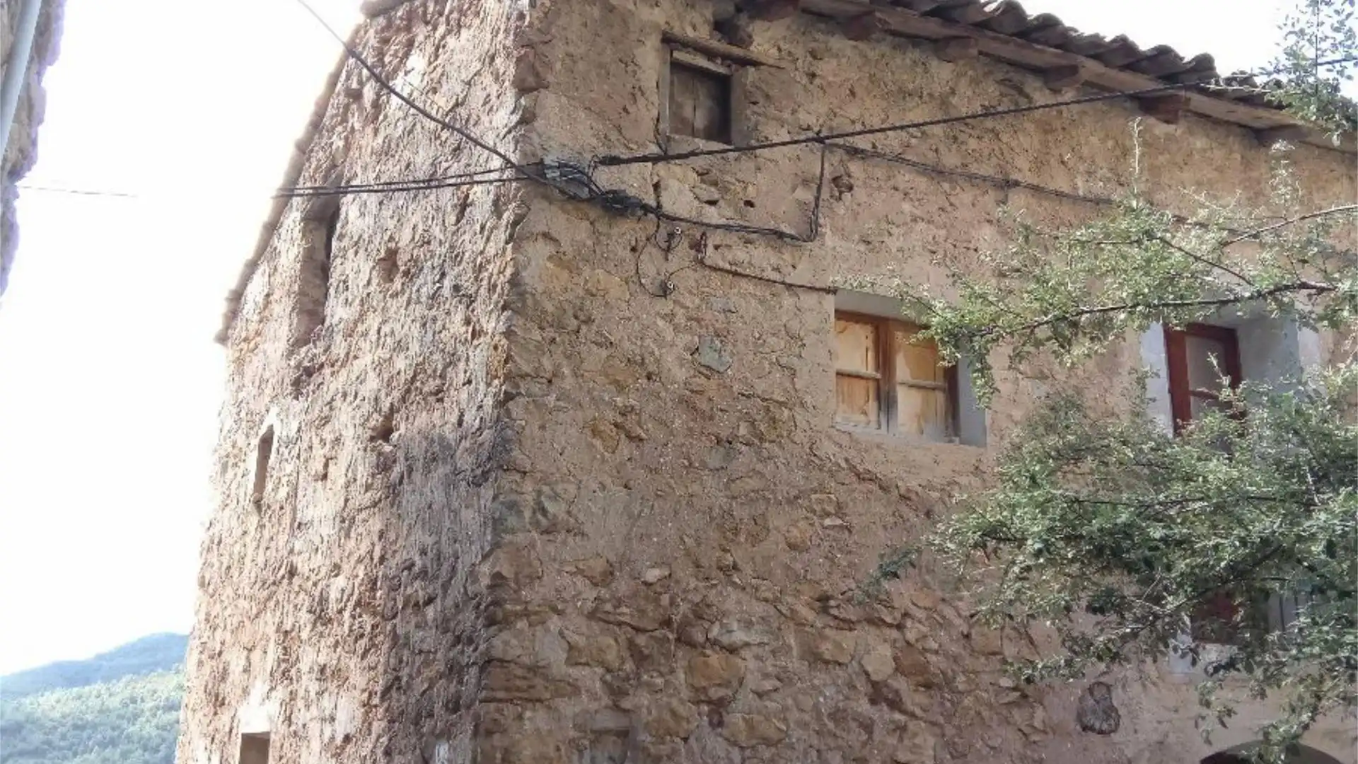 Vista exterior de Piso en venta en Arén